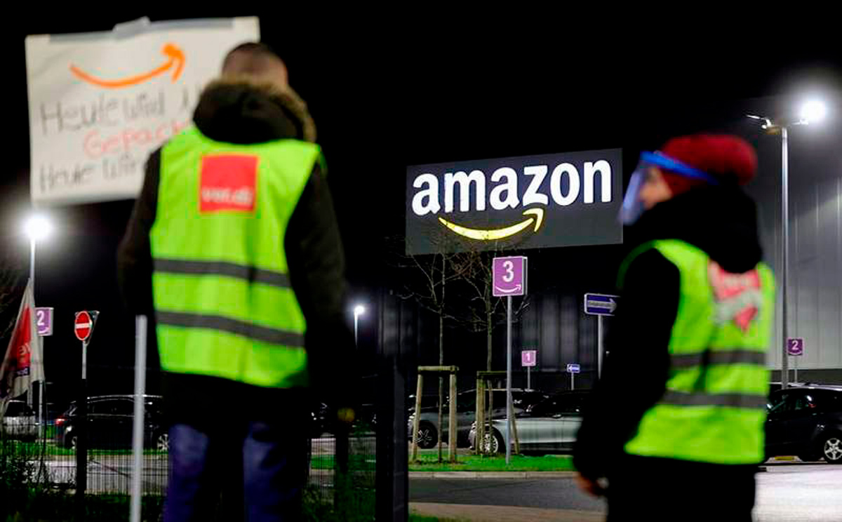 Imagen de archivo de trabajadores de Amazon