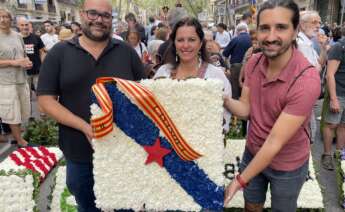 La eurodiputada del BNG, Ana Miranda, y el presidente de la Fundación Galiza Sempre, Rubén Cela, participan en la Diada, en Cataluña - BNG