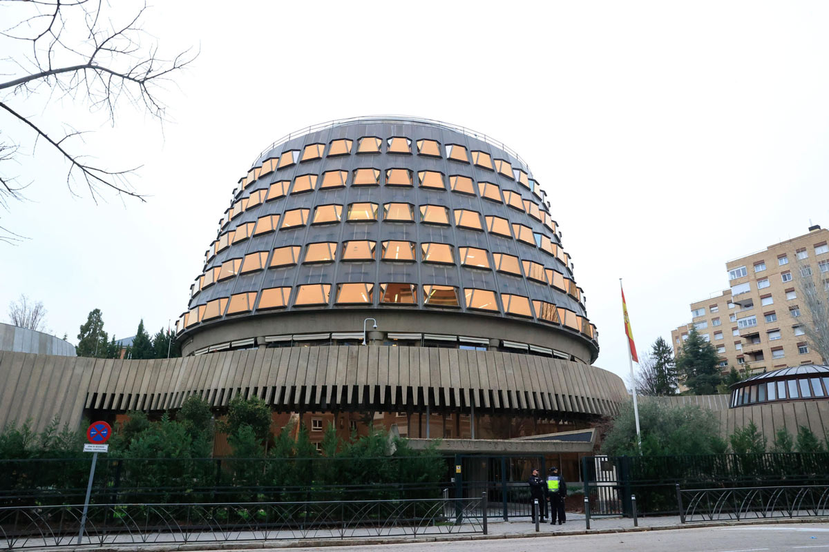 El Pleno del Tribunal Constitucional resuelve si, como piden PP y Vox, paraliza la tramitación parlamentaria de los cambios en el Poder Judicial