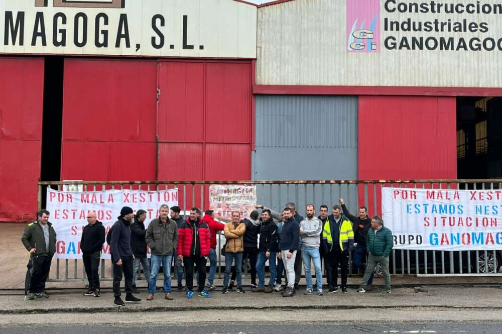 Protesta de los trabajadores de Ganomagoga a las puertas de su centro de trabajo de Ponteareas / CIG