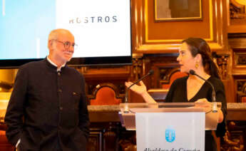 Xurxo Lobato en Inés Rey en la presentación del libro ‘Rostros da Coruña’