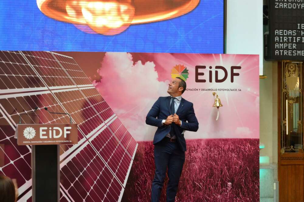 Fernando Romero, CEO de la compañía EiDF, especializada en instalaciones de energía solar fotovoltaica, durante el estreno de la compañía en el BME Growth /EFE / Esther Egea