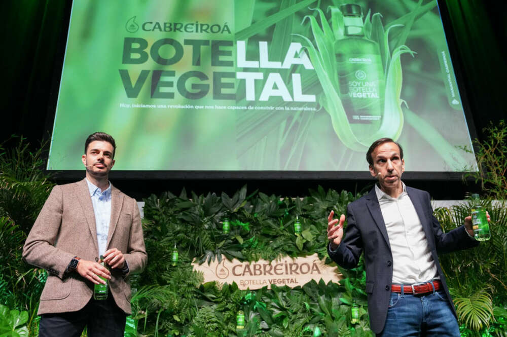 Presentación nueva botella vegetal de Cabreiroá