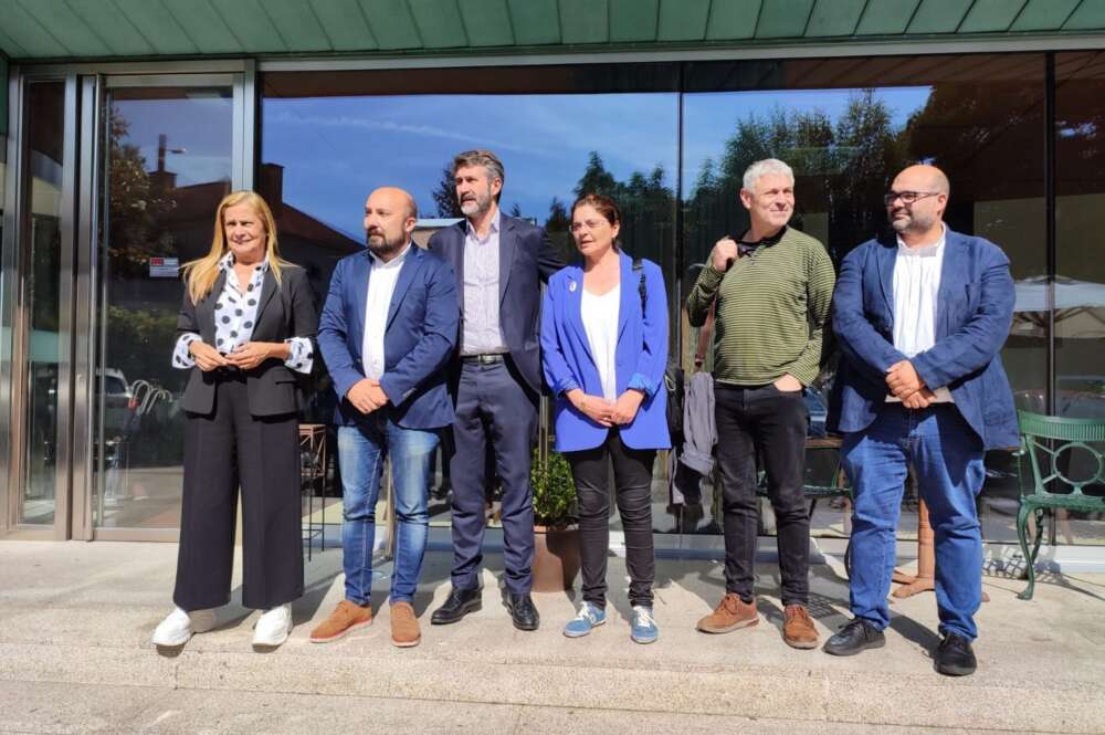 Carmela Silva, José Manuel Lage, Alberto Varela, Carme da Silva, Bieito Lobeira, y Rubén Cela conforman las delegaciones de PSdeG y BNG que negociarán la formación de gobiernos progresistas / Europa Press