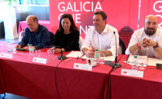 Reunión de la comisión ejectuvia gallega del PSdeG, liderada por Valentín González Formoso