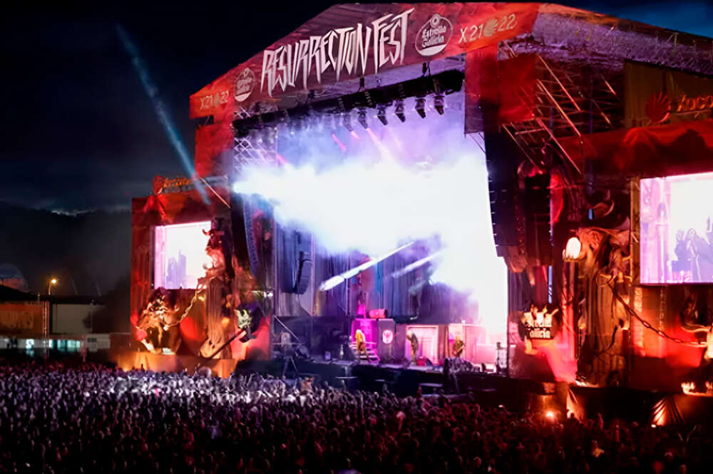 Archivo - Ambiente del concierto de la banda Judas Priest durante su actuación en el Resurrection Fest, a 30 de junio de 2022, en Viveiro, Lugo
