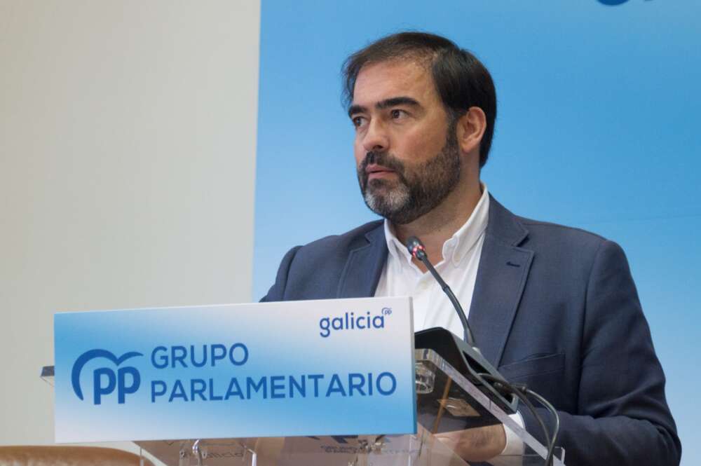 Imagen de Alberto Pazos durante una rueda de prensa