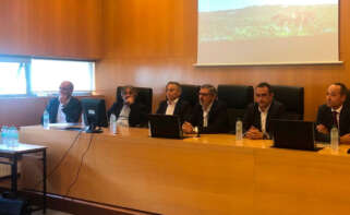 Participantes en el ciclo de conferencias 'Transformación Irruptiva en el Sector de la Energía' organizado por la Universidade da Coruña