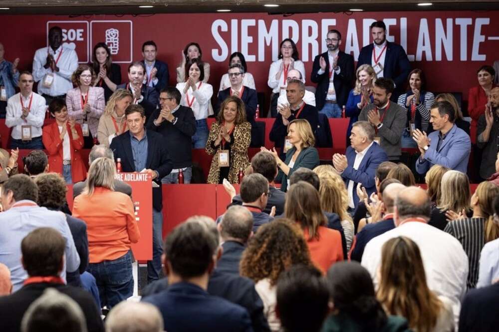 Jose Ramón Gómez Besteiro, el candidato del PSdeG a la Xunta de Galicia, interviene en el Comité Federal del PSOE ante los altos cargos del partido