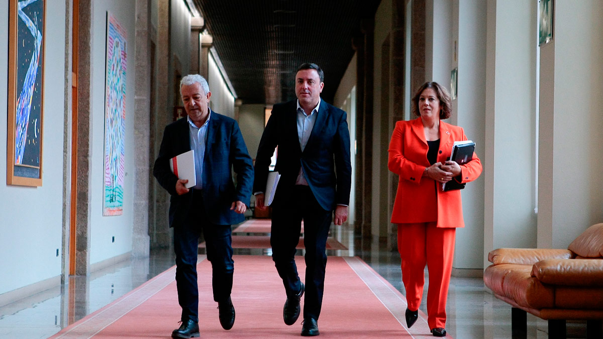 Valentín González Formoso acude a la Comisión de Economía, Facenda e Orzamentos del Parlamento de Galicia para explicar el proyecto de presupuestos para el próximo año