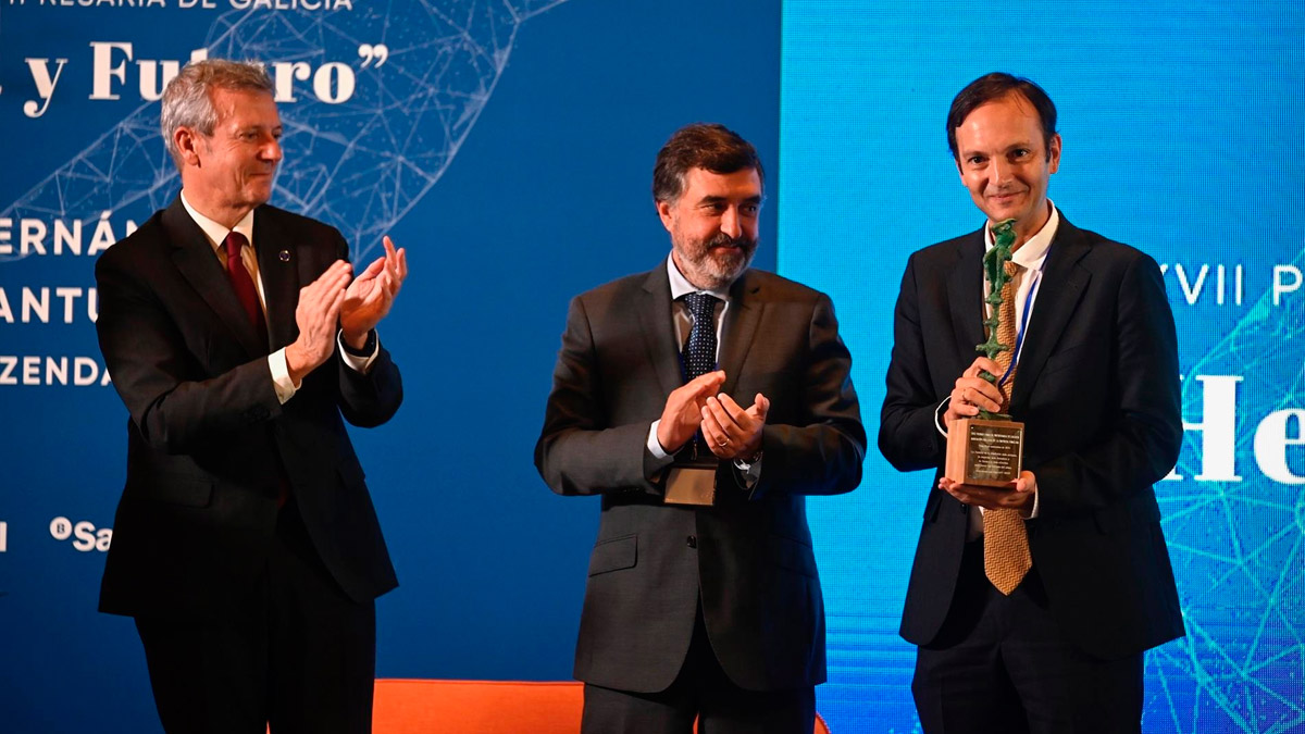 Los Fernández Álvarez-Santullano recogen el premio Familia Empresaria 2023