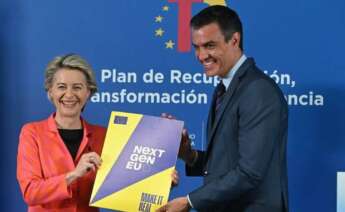 El presidente del Gobierno, Pedro Sánchez, y la presidenta de la Comisión Europea, Ursula von der Leyen