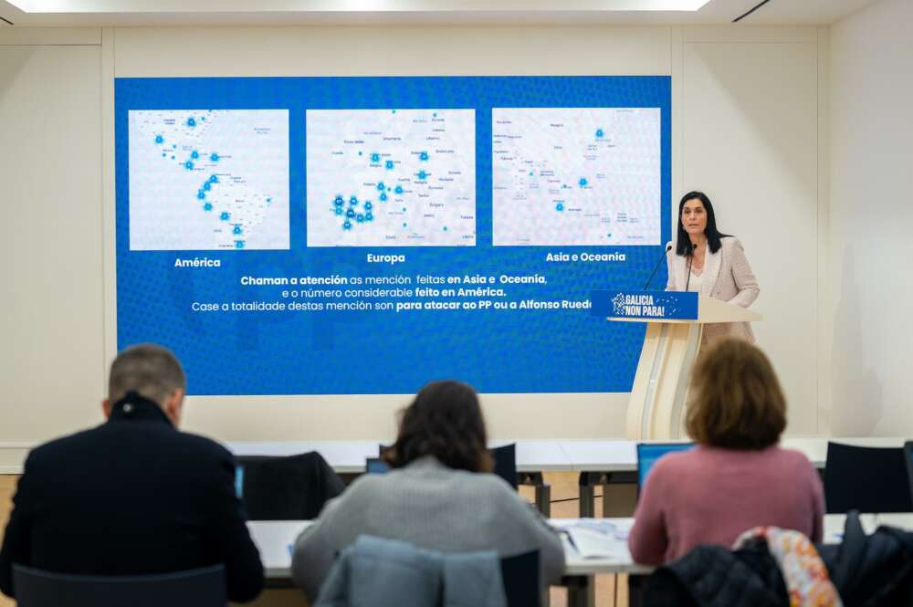 Paula Prado, secretaria general del PPdeG, en una rueda de prensa