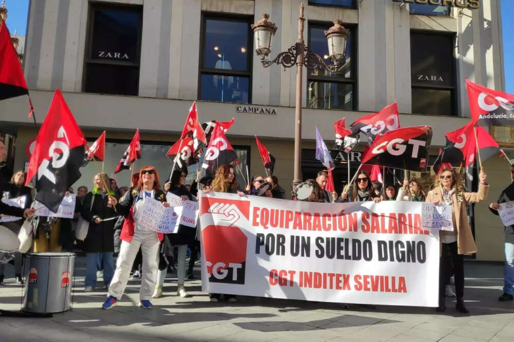 Trabajadoras de Zara protestan frente a una tienda en Andalucía / CGT