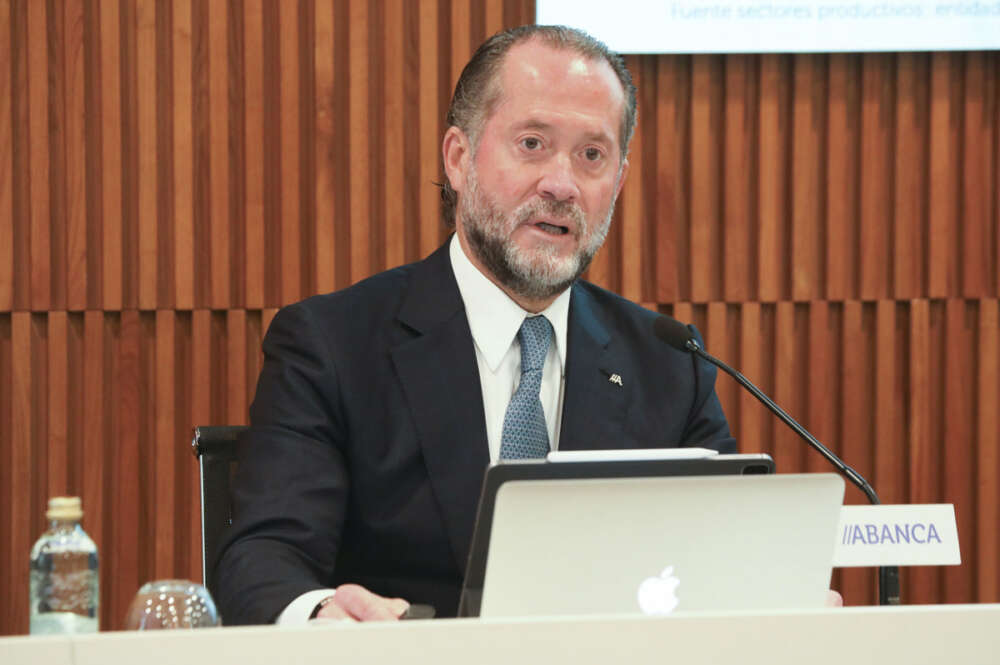 El presidente de Abanca, Juan Carlos Escotet presenta este lunes los resultados obtenidos por el banco en 2023. EFE/Xoán Rey