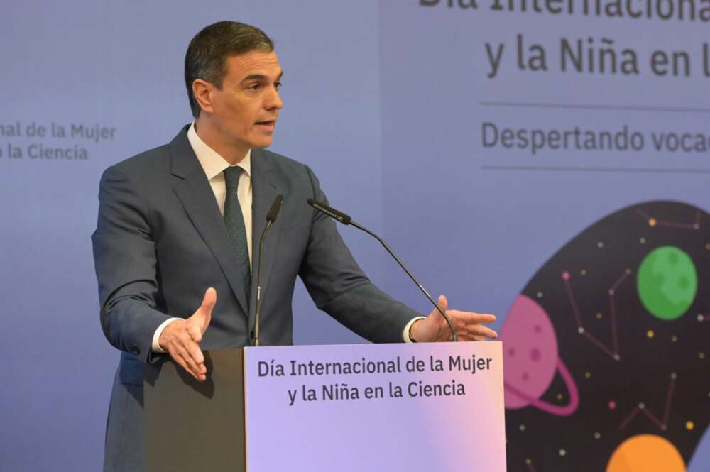 El presidente del Gobierno, Pedro Sánchez, clausura el acto del 'Día de la Mujer y la Niña en la Ciencia: despertando vocaciones STEM' / Europa Press