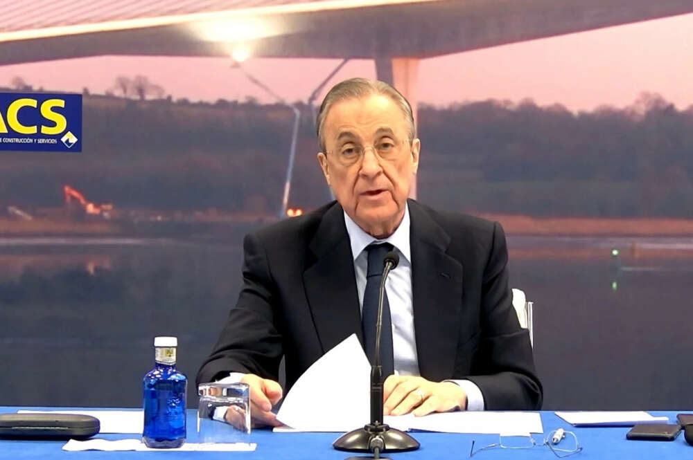 Florentino Pérez en una junta de ACS