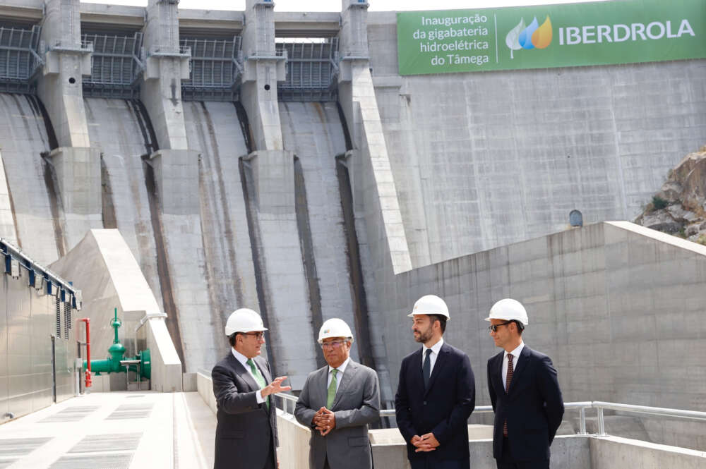 Ignacio Sánchez Galán y el presidente portugués, António Costa en la inauguración de la gigabatería hidroeléctrica del Támega / Iberdrola