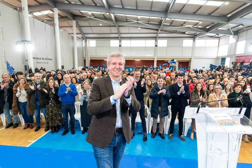 Alfonso Rueda participa en un mitin en A Estrada