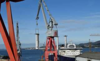 Instalación de velas fijas de succión en un buque ro-ro realizada en el astillero vigués San Enrique, del grupo Marina Meridional