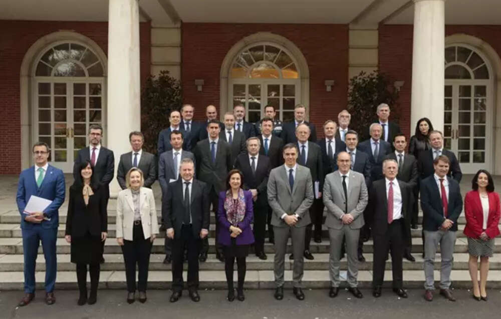 Pedro Sánchez, antes de la reunión en el Palacio de la Moncloa con los responsables de las principales empresas armamentísticas de España