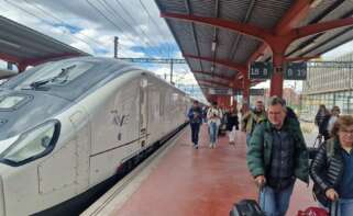Imagen del AVE Avril este martes a la llegada a Madrid con más de dos horas y media de retraso. - PEDRO DAVILA-EUROPA PRESS