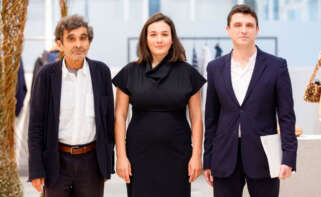 Adolfo Domínguez, Adriana Domínguez y Antonio Puente, en la junta de accionistas del grupo