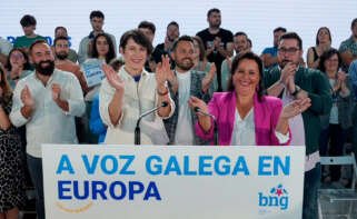 La portavoz nacional del BNG, Ana Pontón, en un acto con la candidata del Bloque a las elecciones europeas, Ana Miranda, en Vigo