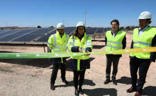 Mariangiola Mollicone, directora general de Plenitude, filial de la italiana ENI, en la inaguración de una planta fotovoltaica en Jumilla