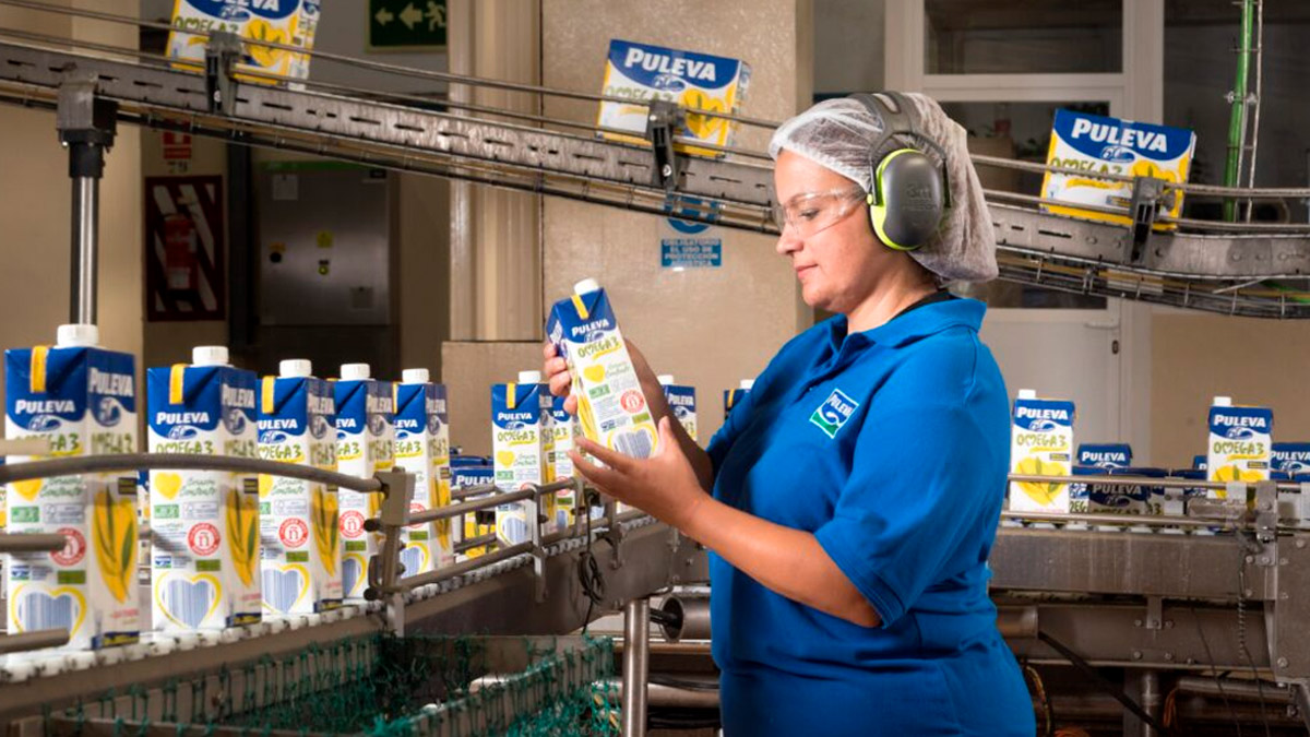 Cadena de envasado de Lactalis Puleva / Lactalis