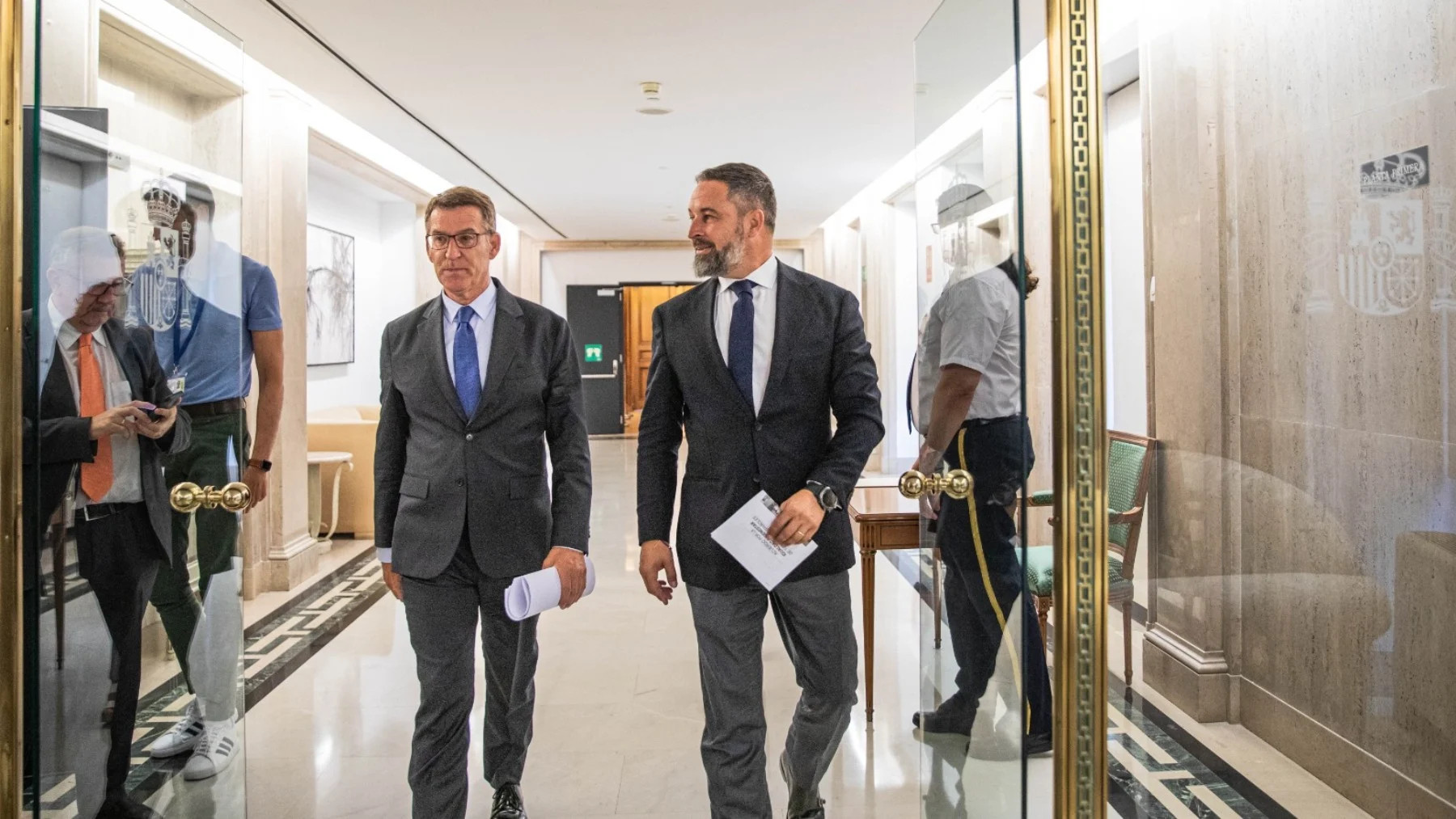 Alberto Núñez Feijóo y Santiago Abascal en el Congreso / Vox