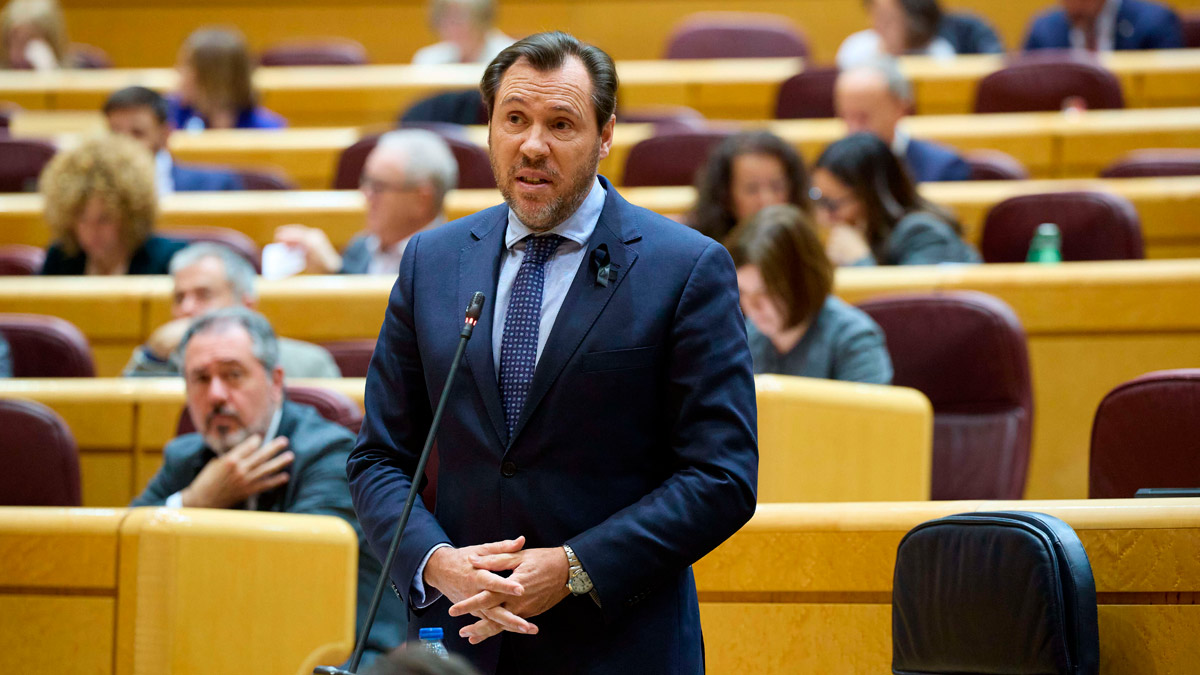 El ministro de Transportes y Movilidad Sostenible, Óscar Puente, interviene en el Senado, a 12 de noviembre de 2024
