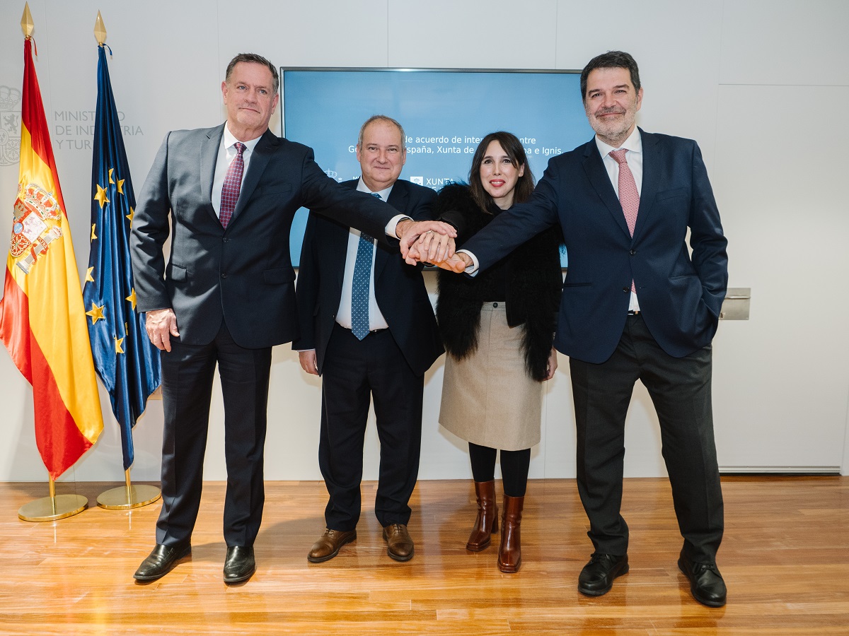 Representantes de Alcoa, Ministerio de Industria, Consellería de Economía e Industria de la Xunta e Ignis, firman un memorando de entendimiento para garantizar el futuro de San Cibrao.