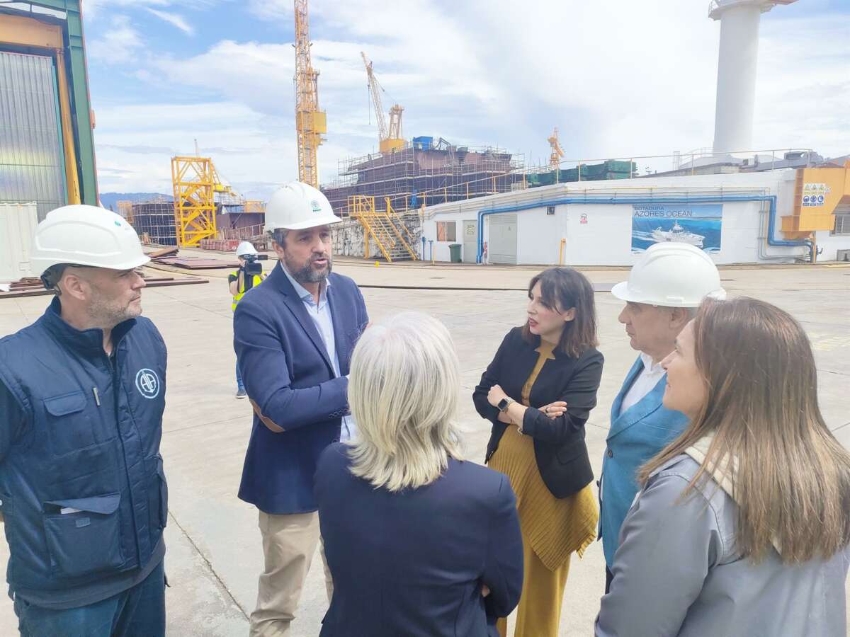 La conselleira de Economía e Industria, María Jesús Lorenzana, visita los astilleros de Armón en Vigo / Europa Press