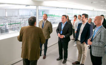 Visita de Valentín González Formoso, presidente de la Deputación da Coruña, a la planta de Inleit