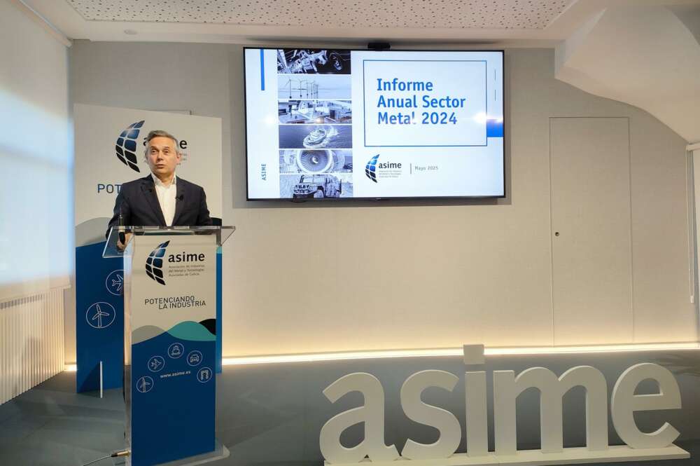 El secretario general de Asime, Enrique Mallón, presenta el balance del sector metal gallego correspondiente a 2024. - EUROPA PRESS