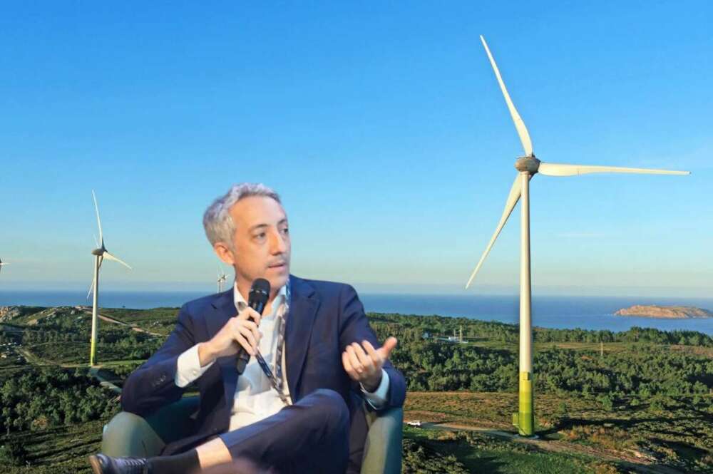 Francisco de Castro, Head of Flexibility and Development Services de Statkraft en España, con el parque eólico Malpica de fondo