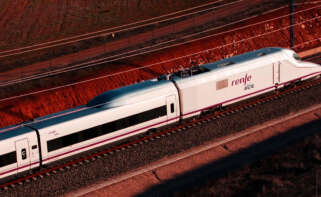 Imagen de archivo de un tren AVE de Renfe