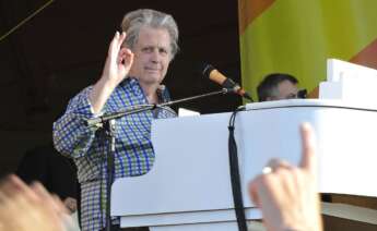 Brian Wilson, músico, vocalista, productor y fundador de la banda The Beach Boys