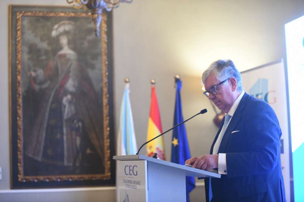 Juan Manuel Veites durante su intervención en el acto de clausura de la asamblea xeral de la Confederación de Empresarios de Galicia / CEG