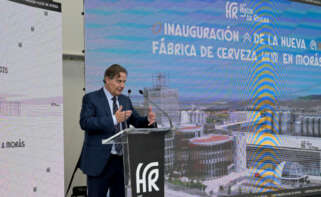 El presidente ejecutivo de Corporación Hijos Rivera S.L., Ignacio Rivera, durante la inauguración de la segunda fábrica de Estrella Galicia en el polígono de Morás / M. Dylan (Europa Press)