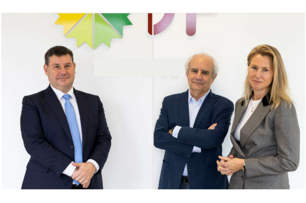 De izquierda a derecha, Eduard Romeu, Joan Gelonch y María José Herbón