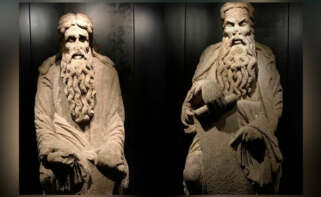 Estatuas de Isaac y Abraham, obras del Mestre Mateo