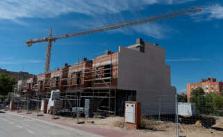 Un edifico en construcción