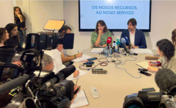 María Jesús Lorenzana, conselleira de Economía, y Emilio Bruquetas, consejero delegado de Recursos de Galicia, presentaron las líneas maestras de la nueva comercializadora de energía / Xunta