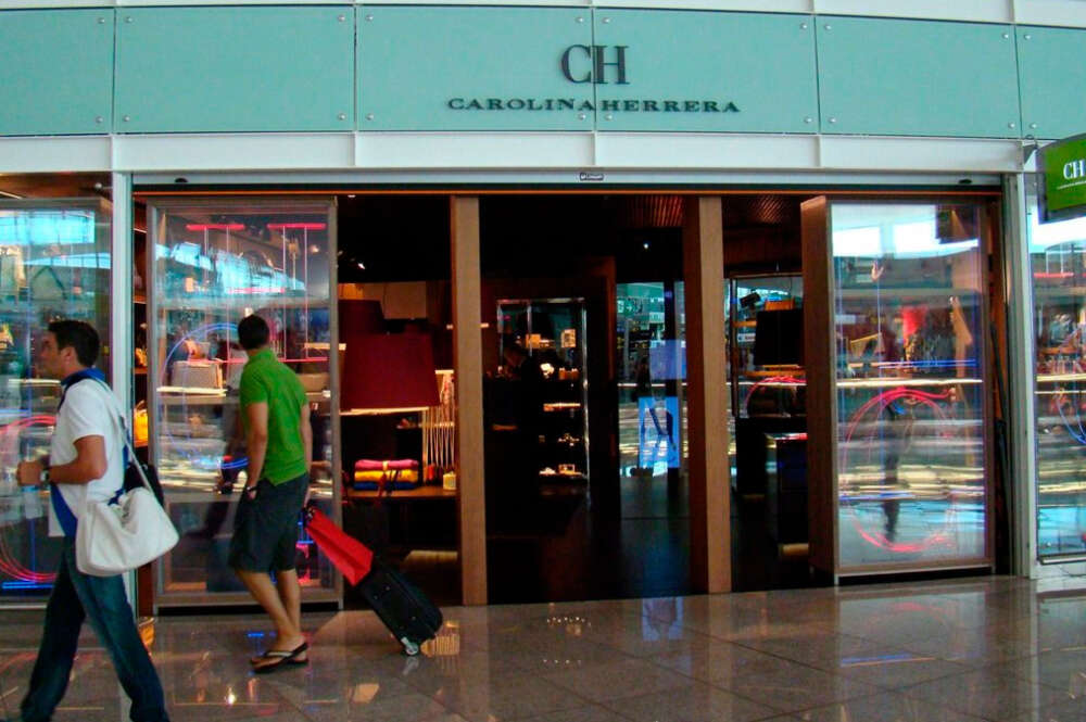 Establecimiento de Carolina Herrera en el aeropuerto de El Prat en Barcelona