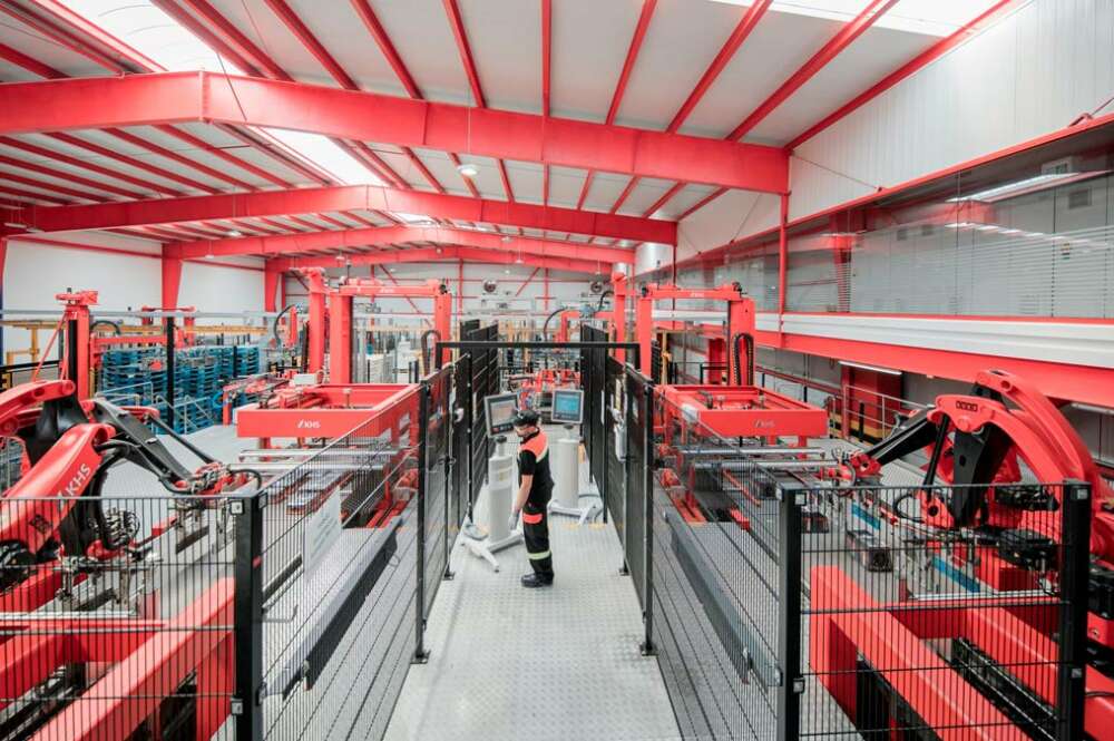 Operario en la planta de Estrella Galicia