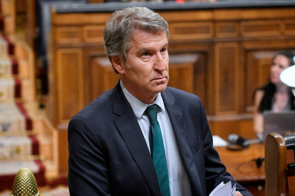 El presidente del PP, Alberto Núñez Feijóo, durante una sesión plenaria extraordinaria, en el Congreso de los Diputados, a 22 de julio de 2025, en Madrid (España)