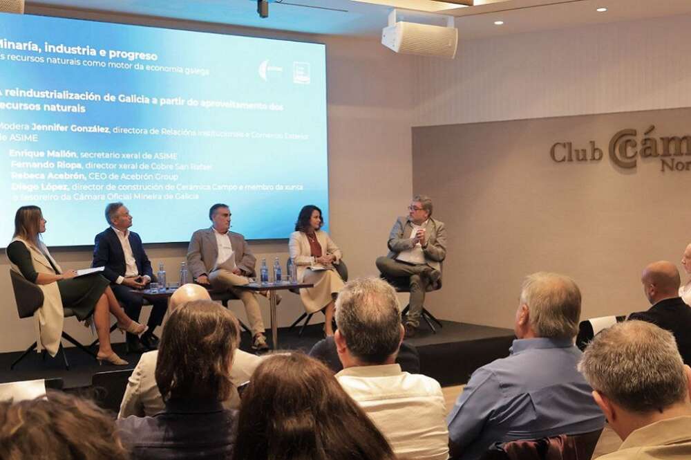 Mesa redonda organizada por Asime y Cobre San Rafael dentro de la jornada 'Minería, industria y progreso'