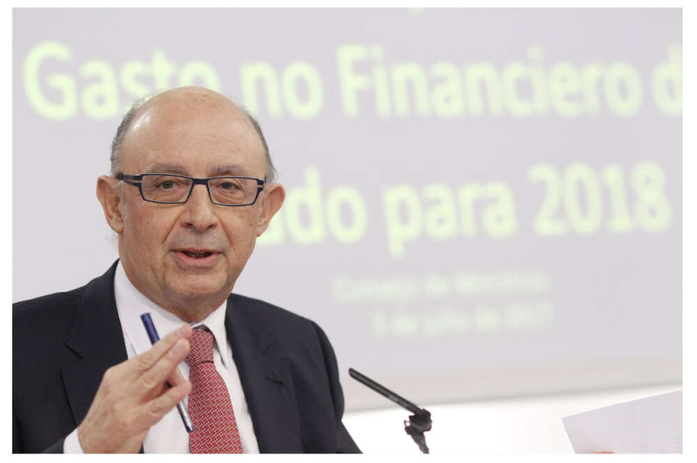 El exministro de Hacienda, Cristóbal Montoro, en una imagen de archivo / EP